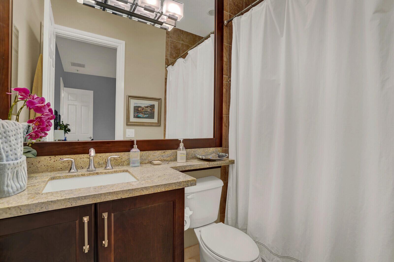 THE BRIDGES - Residential