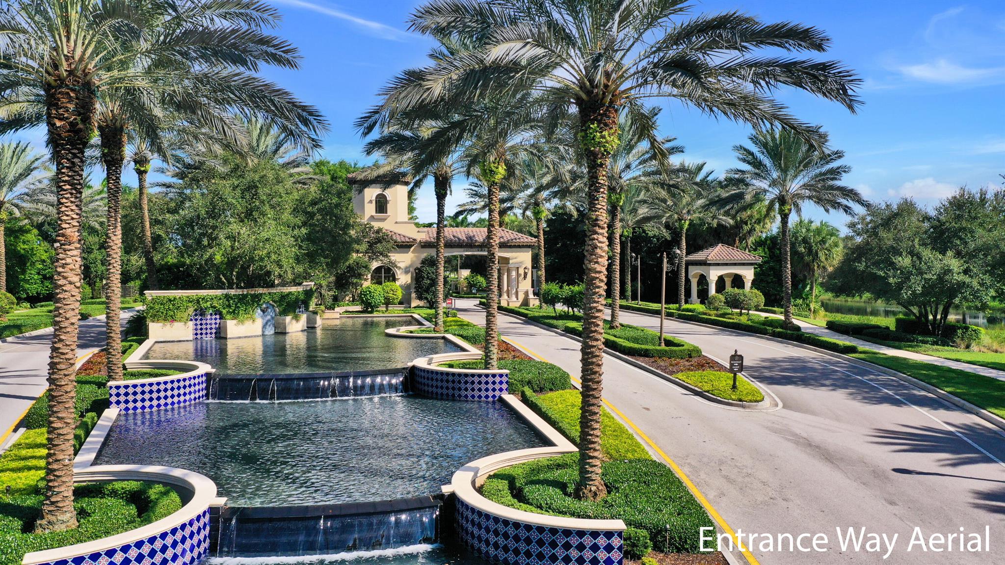 THE BRIDGES - Residential