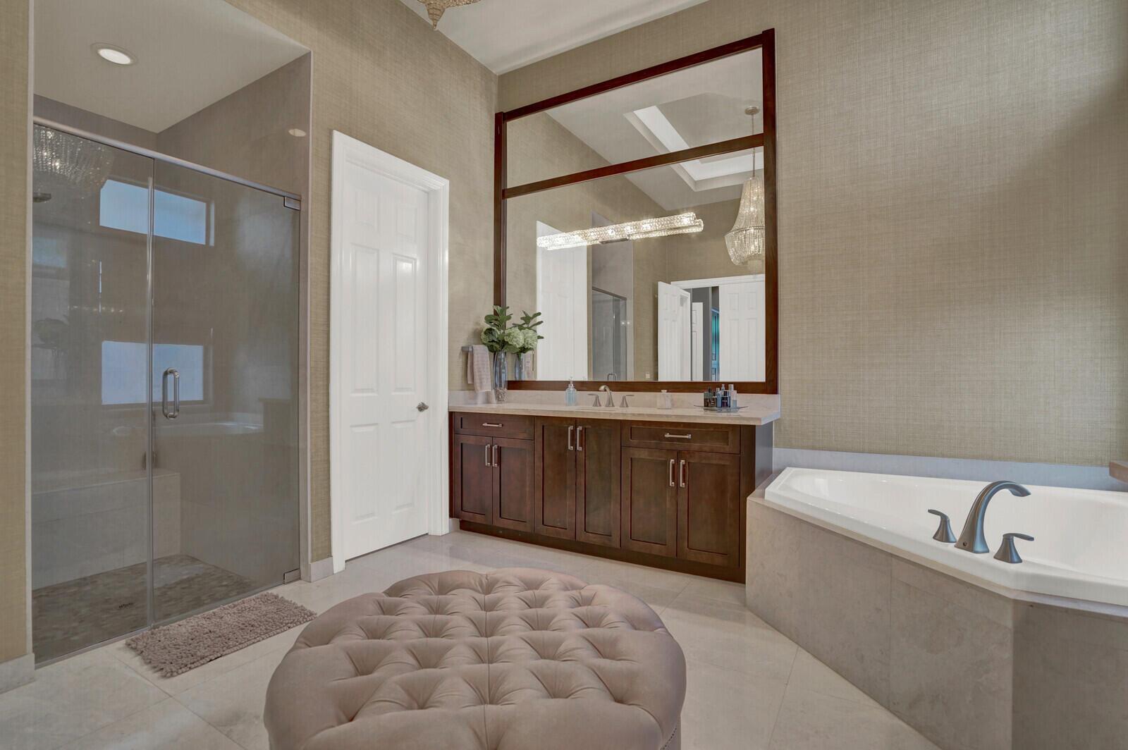 THE BRIDGES - Residential