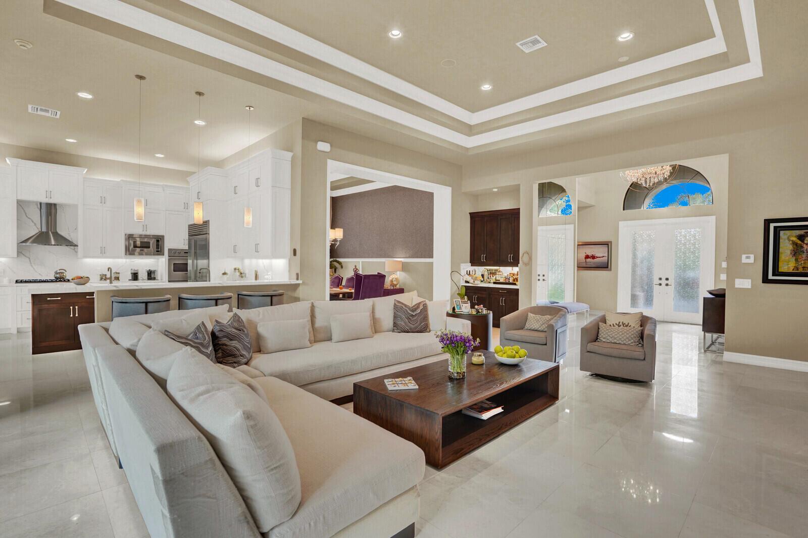 THE BRIDGES - Residential