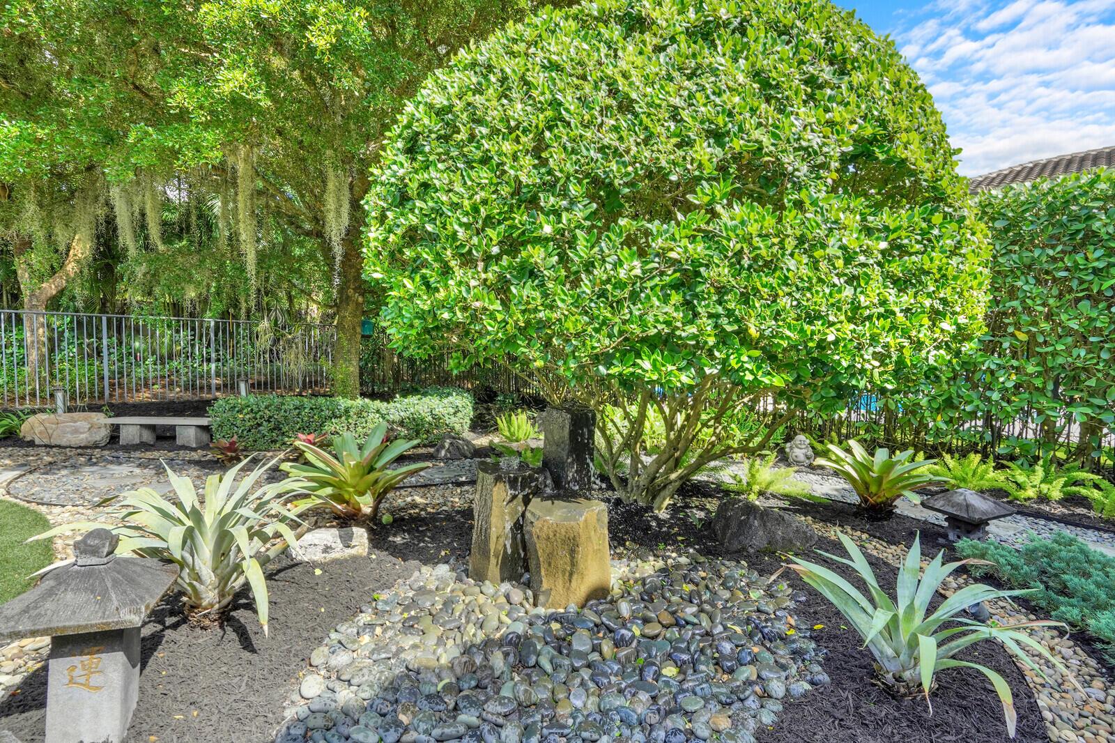 THE BRIDGES - Residential