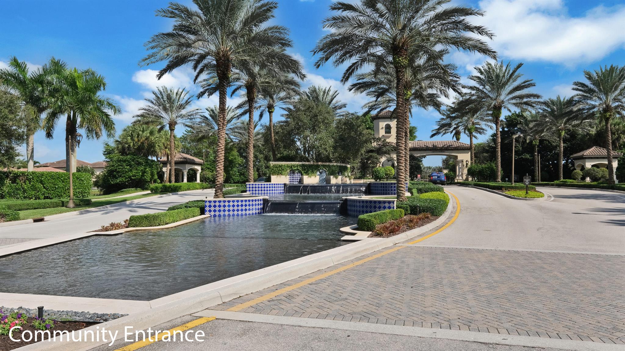 THE BRIDGES - Residential