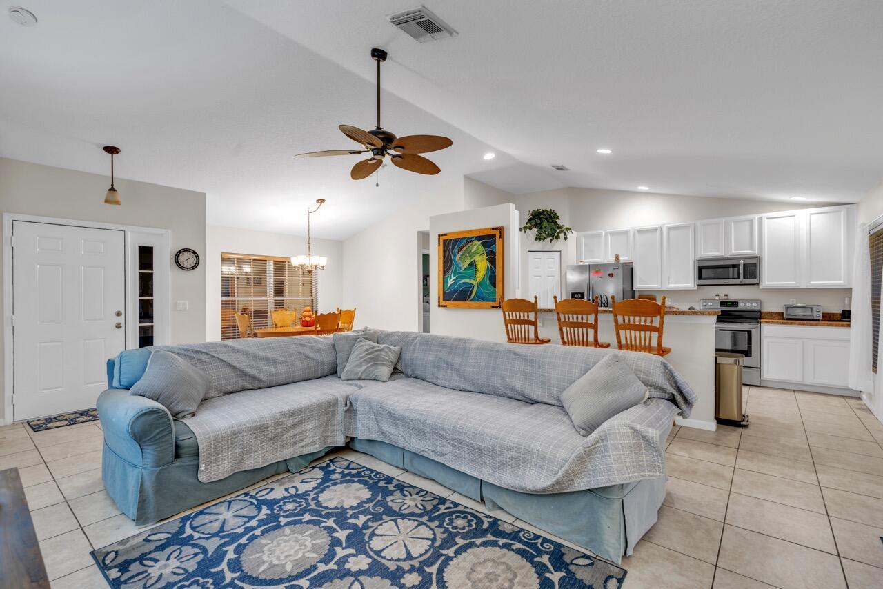 PORT ST LUCIE SECTION 25 - Residential