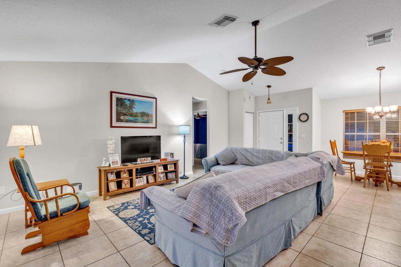 PORT ST LUCIE SECTION 25 - Residential