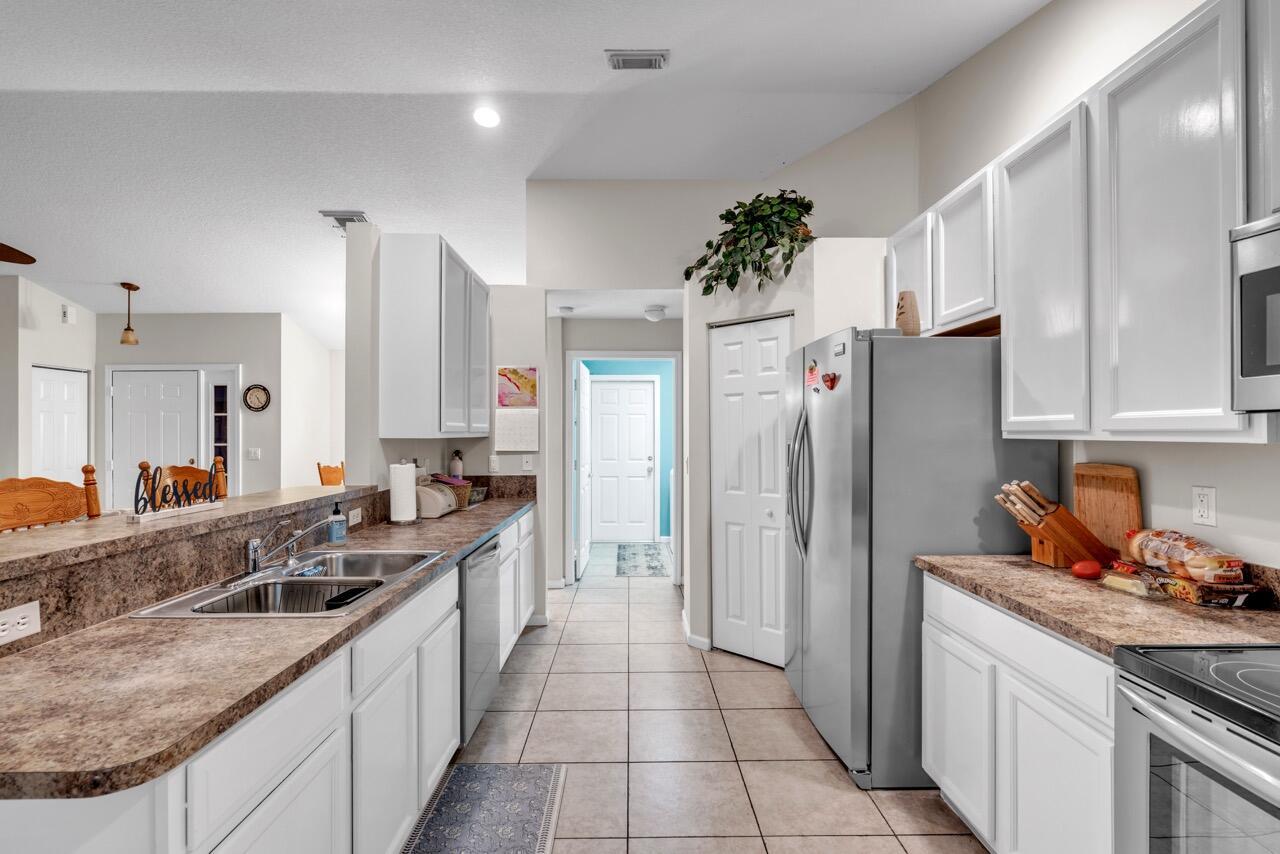 PORT ST LUCIE SECTION 25 - Residential