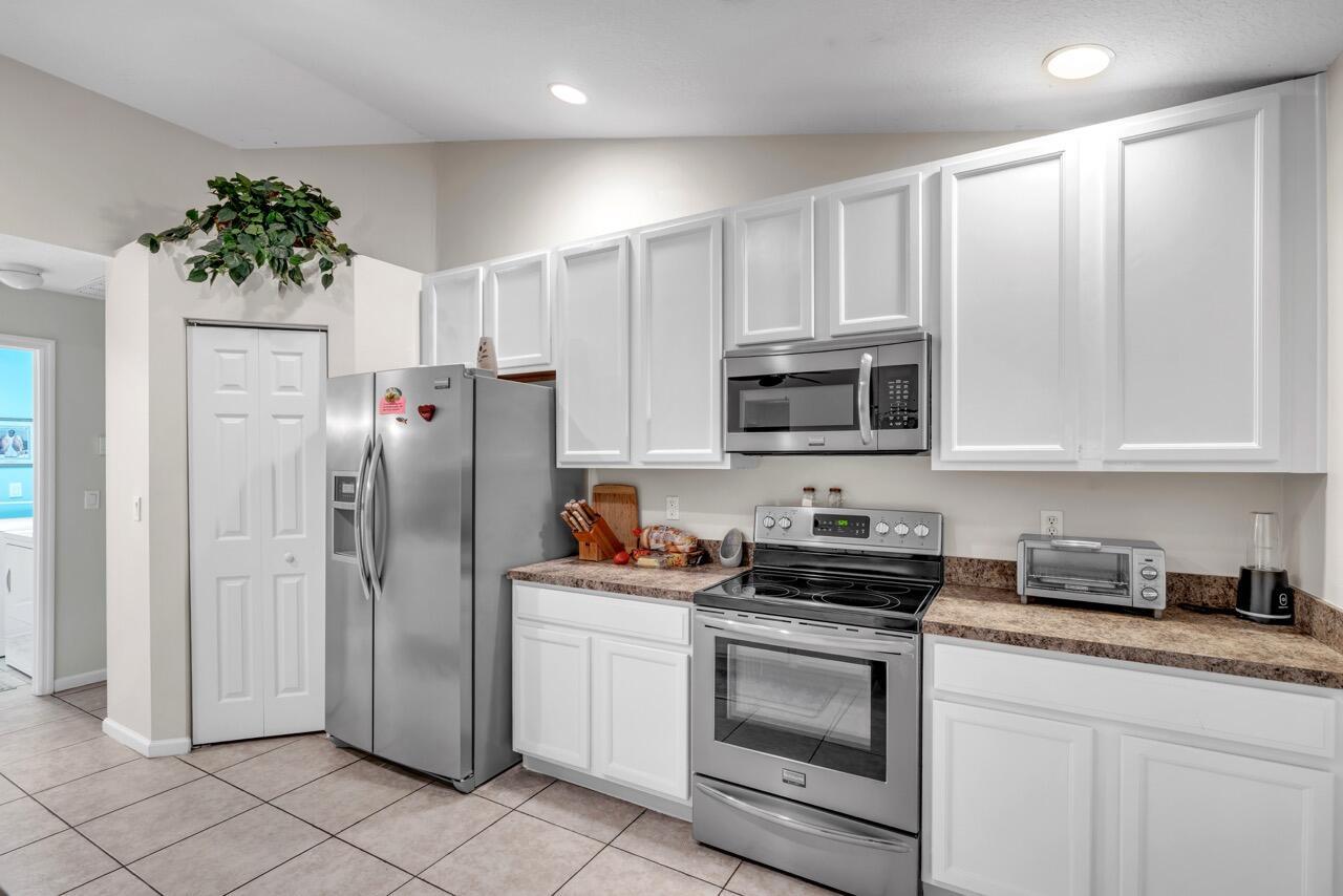 PORT ST LUCIE SECTION 25 - Residential