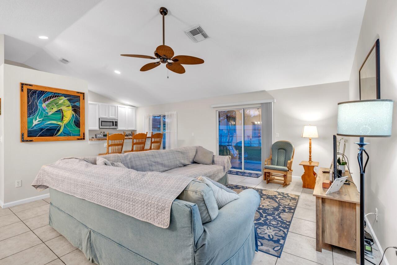 PORT ST LUCIE SECTION 25 - Residential