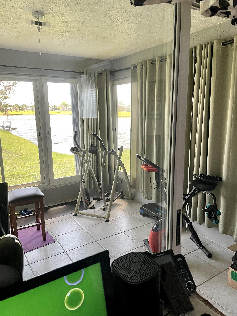 SPANISH LAKES FAIRWAYS NE PHASE - Residential