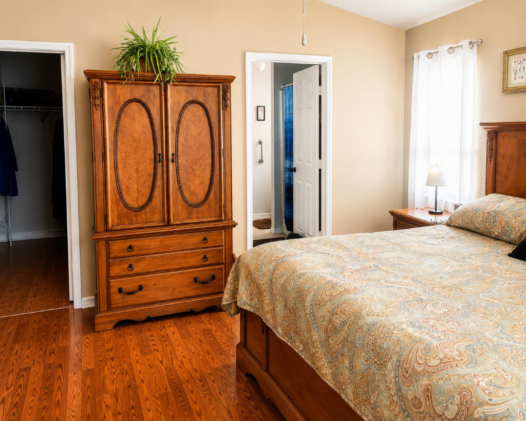 SPANISH LAKES FAIRWAYS NE PHASE - Residential