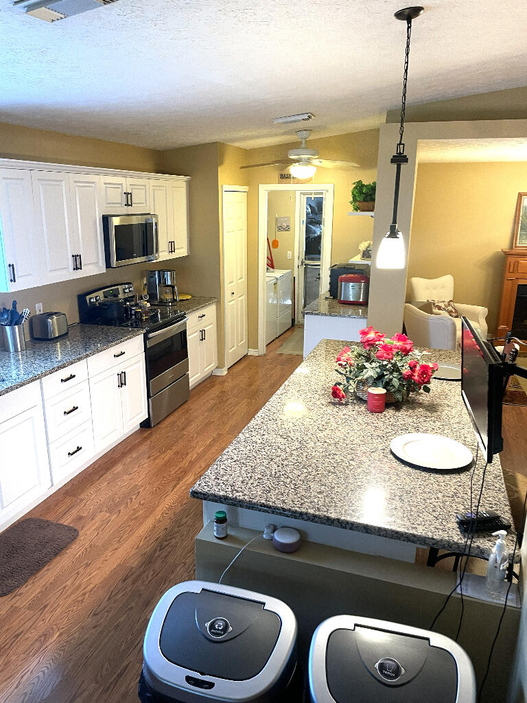 SPANISH LAKES FAIRWAYS NE PHASE - Residential