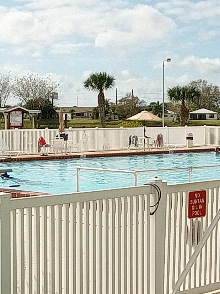 SPANISH LAKES FAIRWAYS NE PHASE - Residential