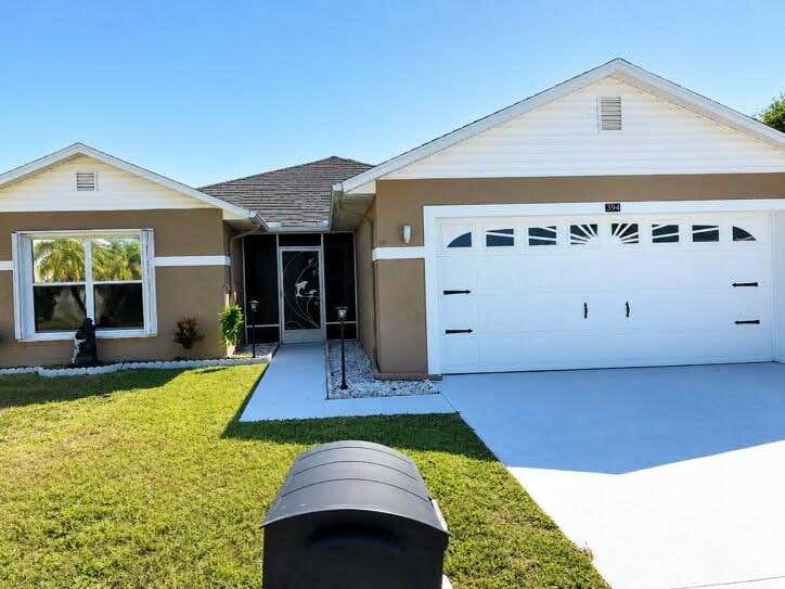 Photo of 6794 Picante Circle, Fort Pierce, FL 34951 (MLS # B26016341)