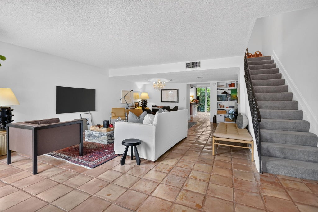 Photo of 946 NE 24TH Avenue #186, Hallandale Beach, FL 33009 (MLS # B26081668)