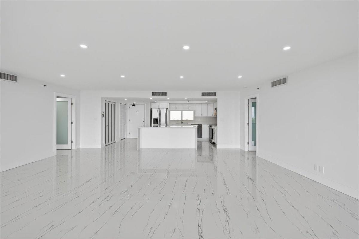 The Envoy - Residential