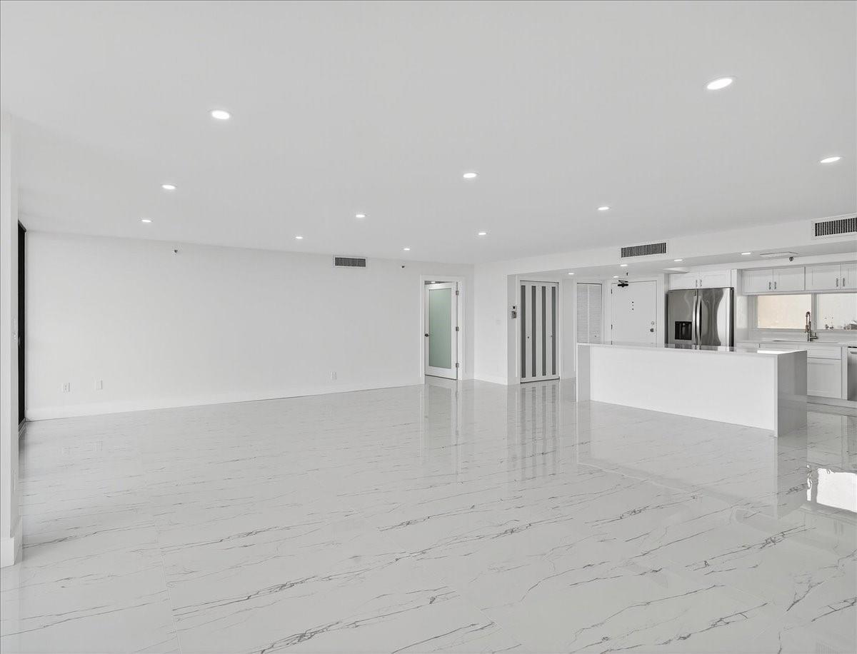 The Envoy - Residential