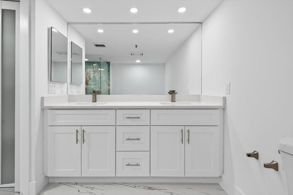 The Envoy - Residential