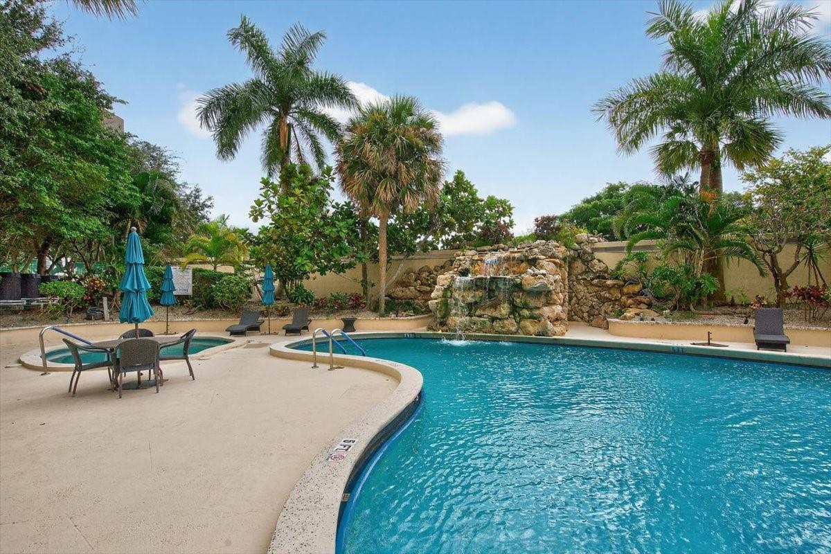 The Envoy - Residential