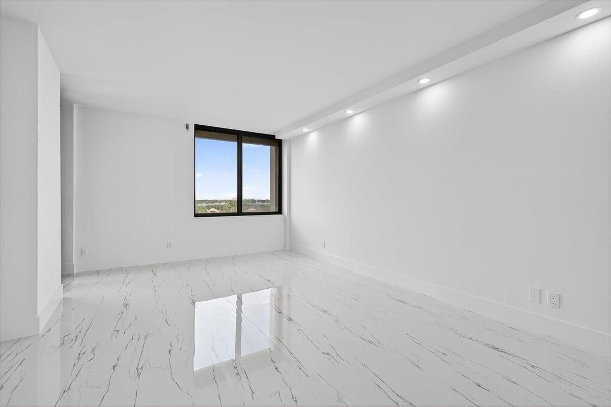 The Envoy - Residential