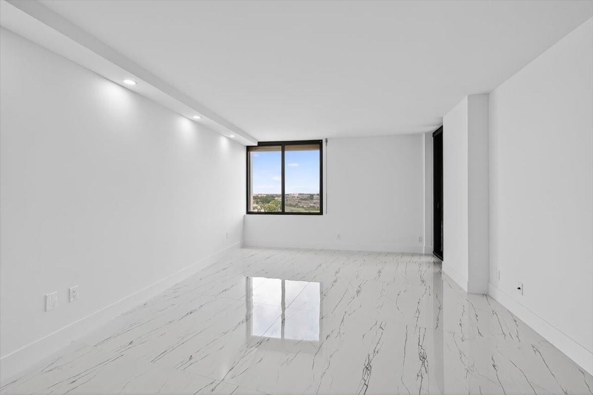 The Envoy - Residential