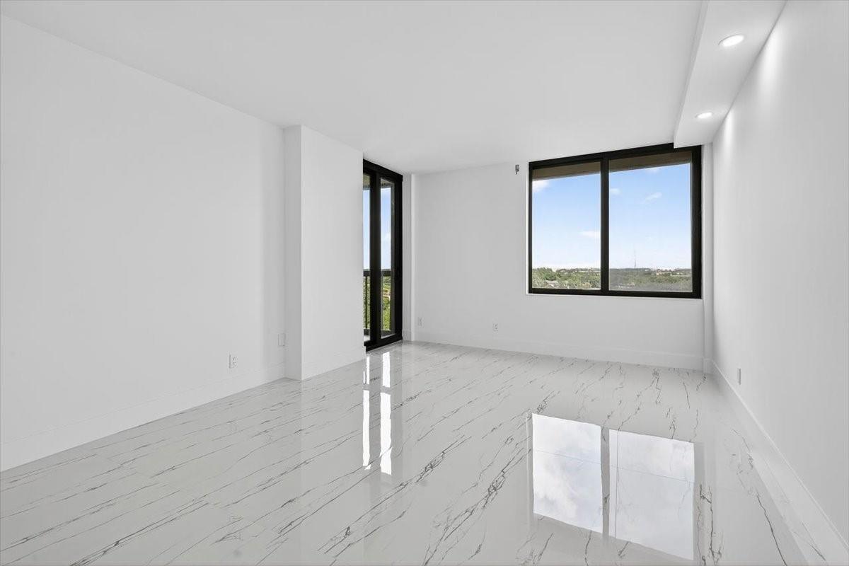 The Envoy - Residential