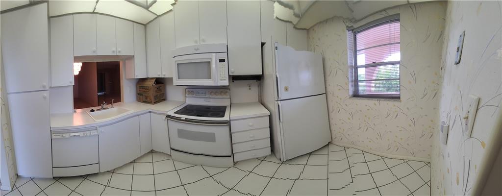 Sunrise Island 3 Condo - Residential