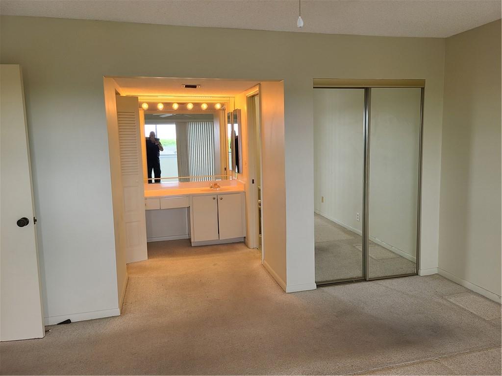 Sunrise Island 3 Condo - Residential