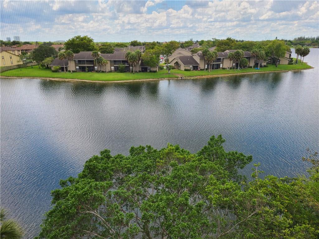 Sunrise Island 3 Condo - Residential