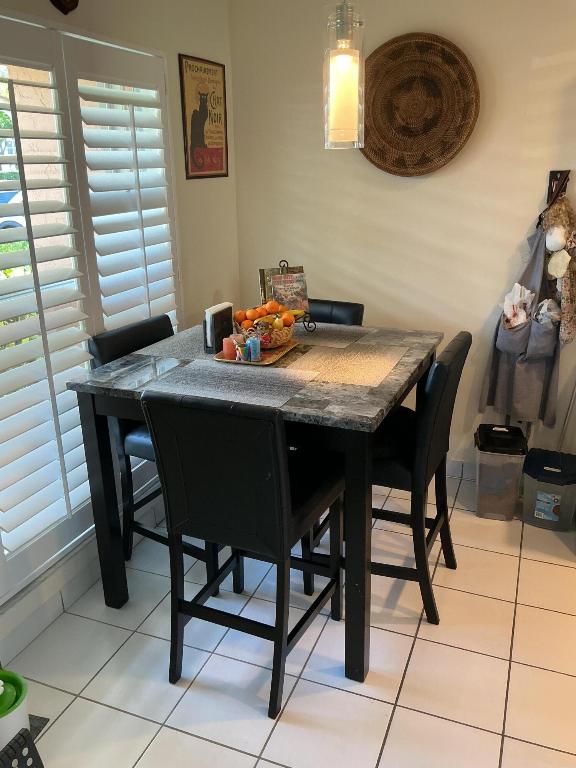 1580 NW 18th Avenue 98-B