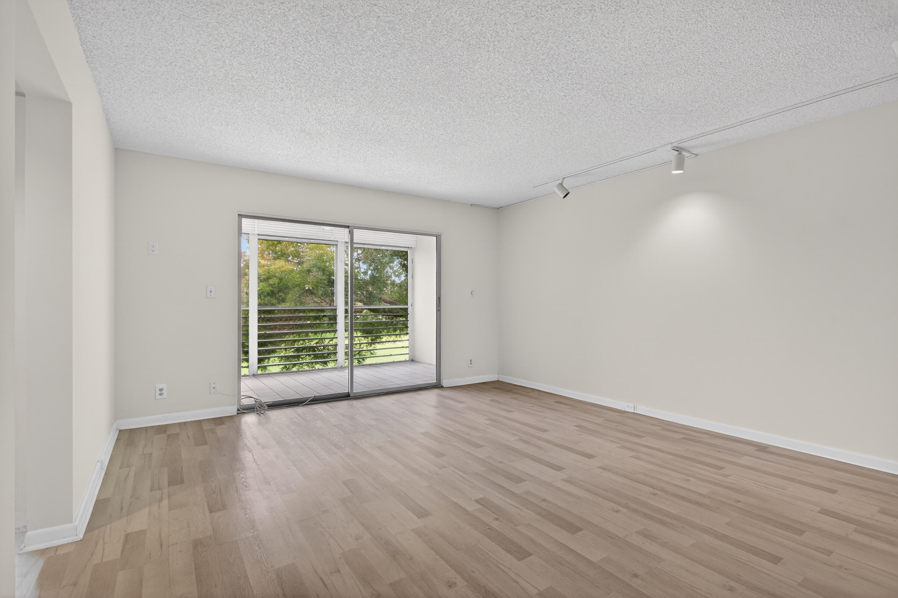 ARUBA VILLAGE F CONDO - Residential
