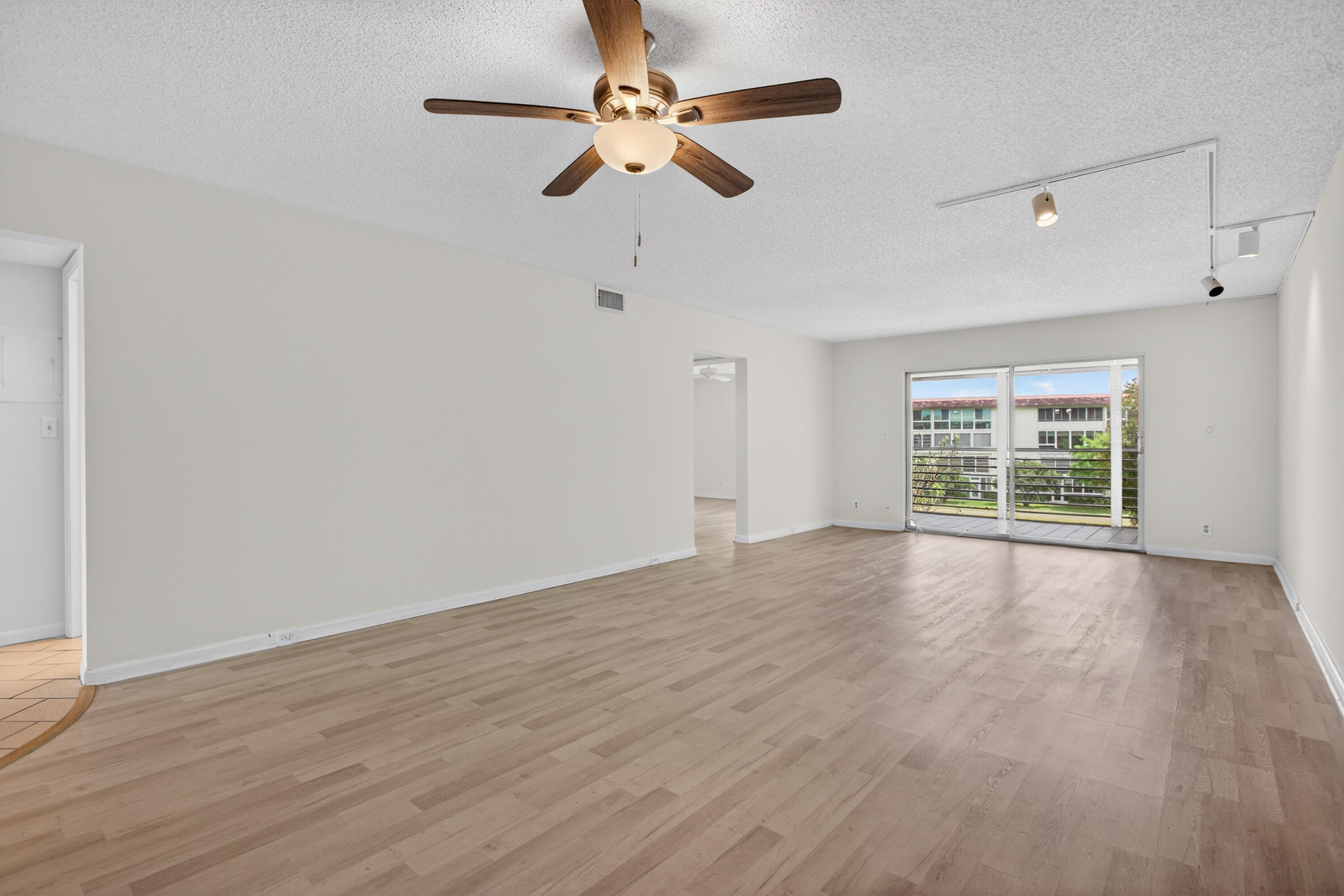 ARUBA VILLAGE F CONDO - Residential