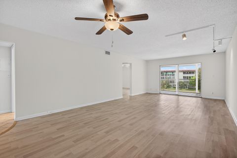 Tiny photo for 3306 Aruba Way #E3, Coconut Creek, FL 33066 (MLS # B26011375)