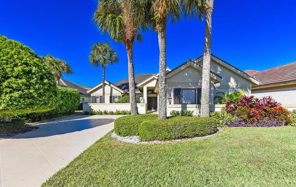 Photo of 10361 SE Terrapin Place, Jupiter, FL 33469 (MLS # R11060802)