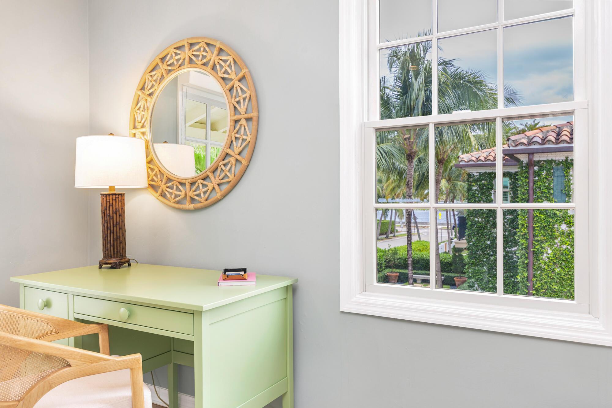 EL CID IN - Residential