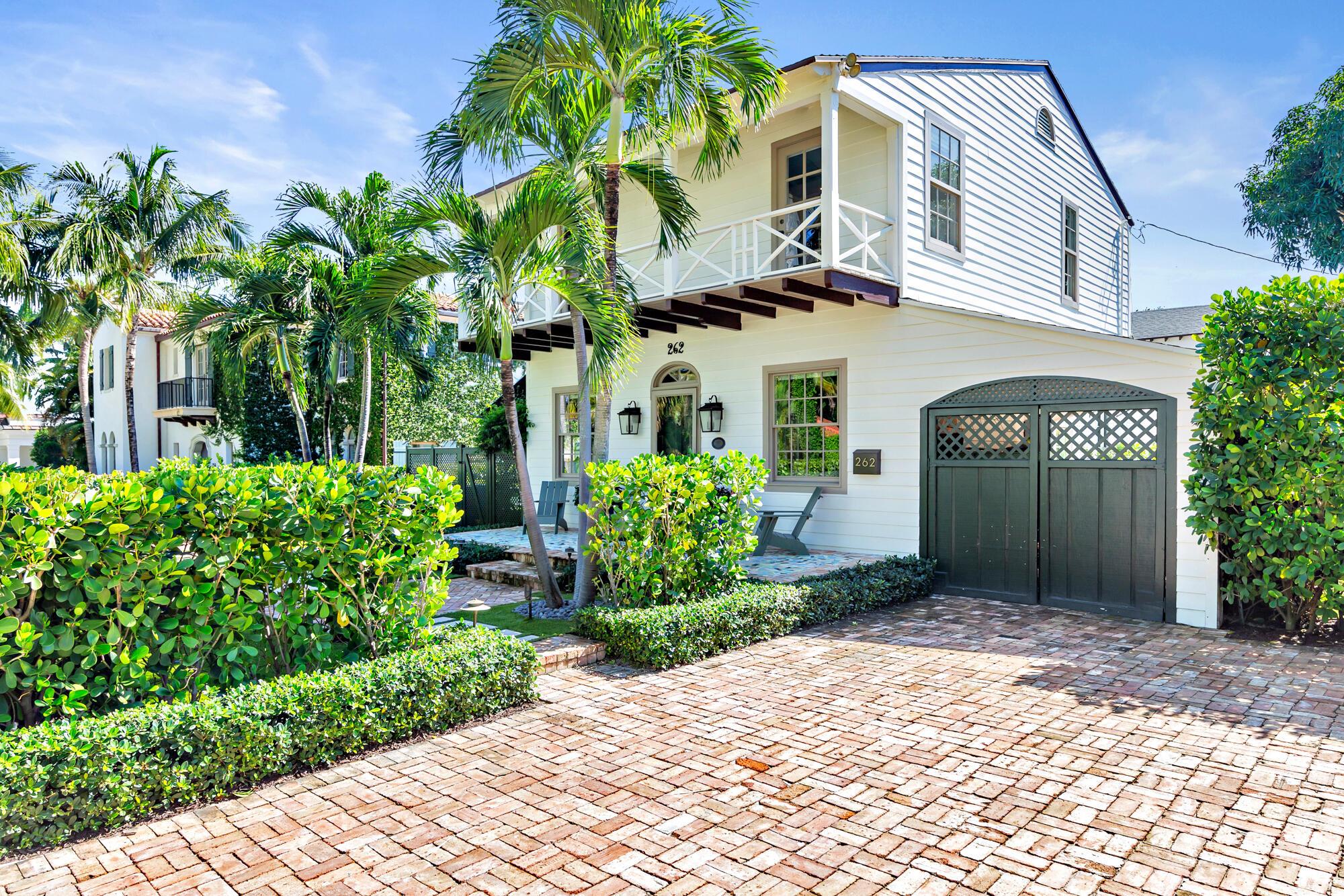 EL CID IN - Residential