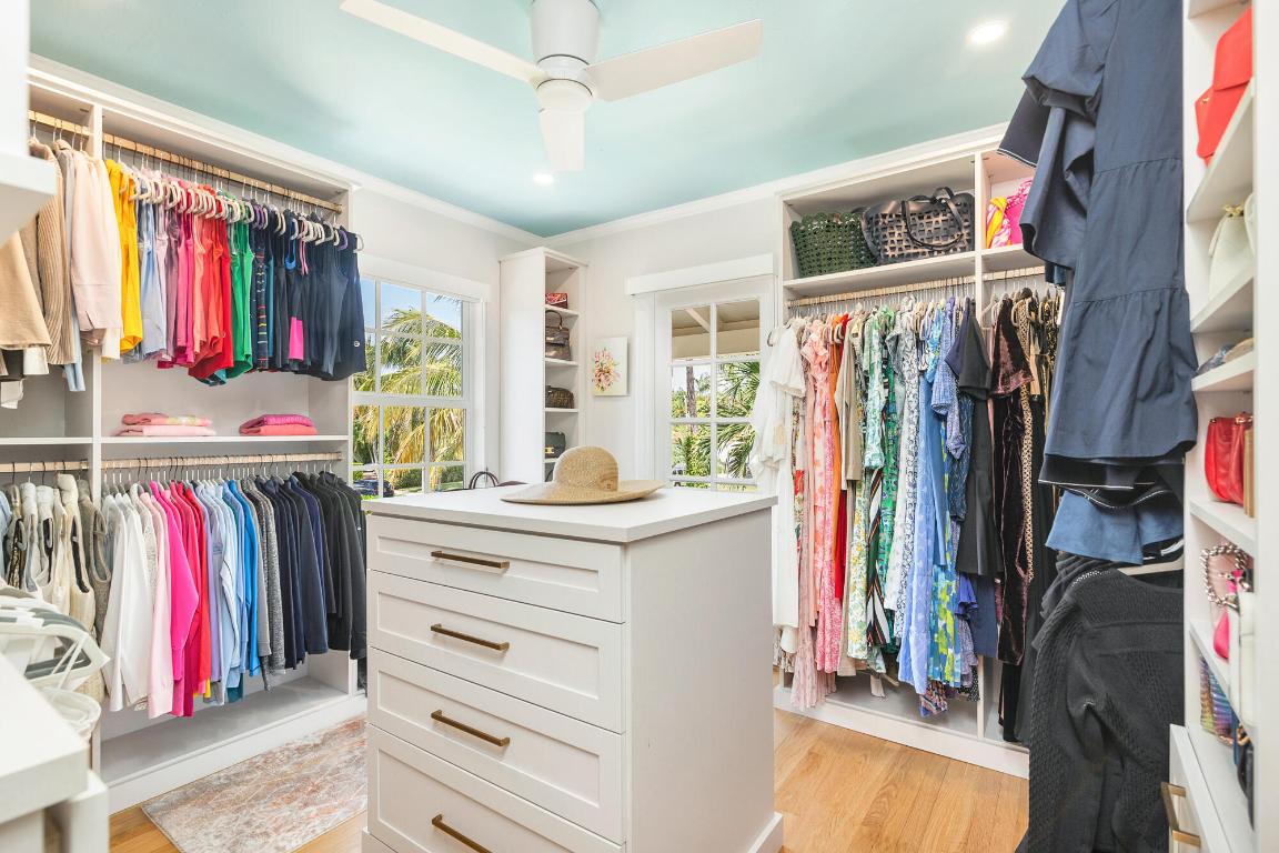 EL CID IN - Residential