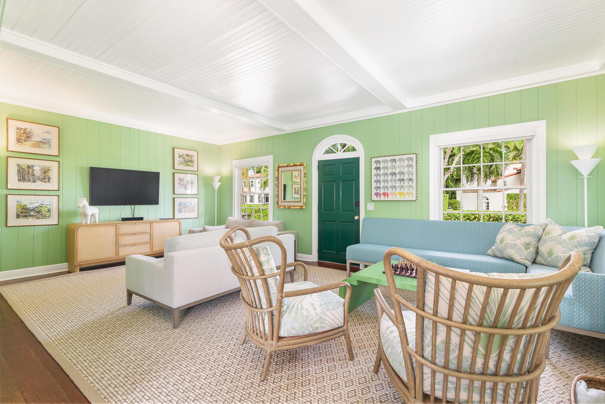 EL CID IN - Residential