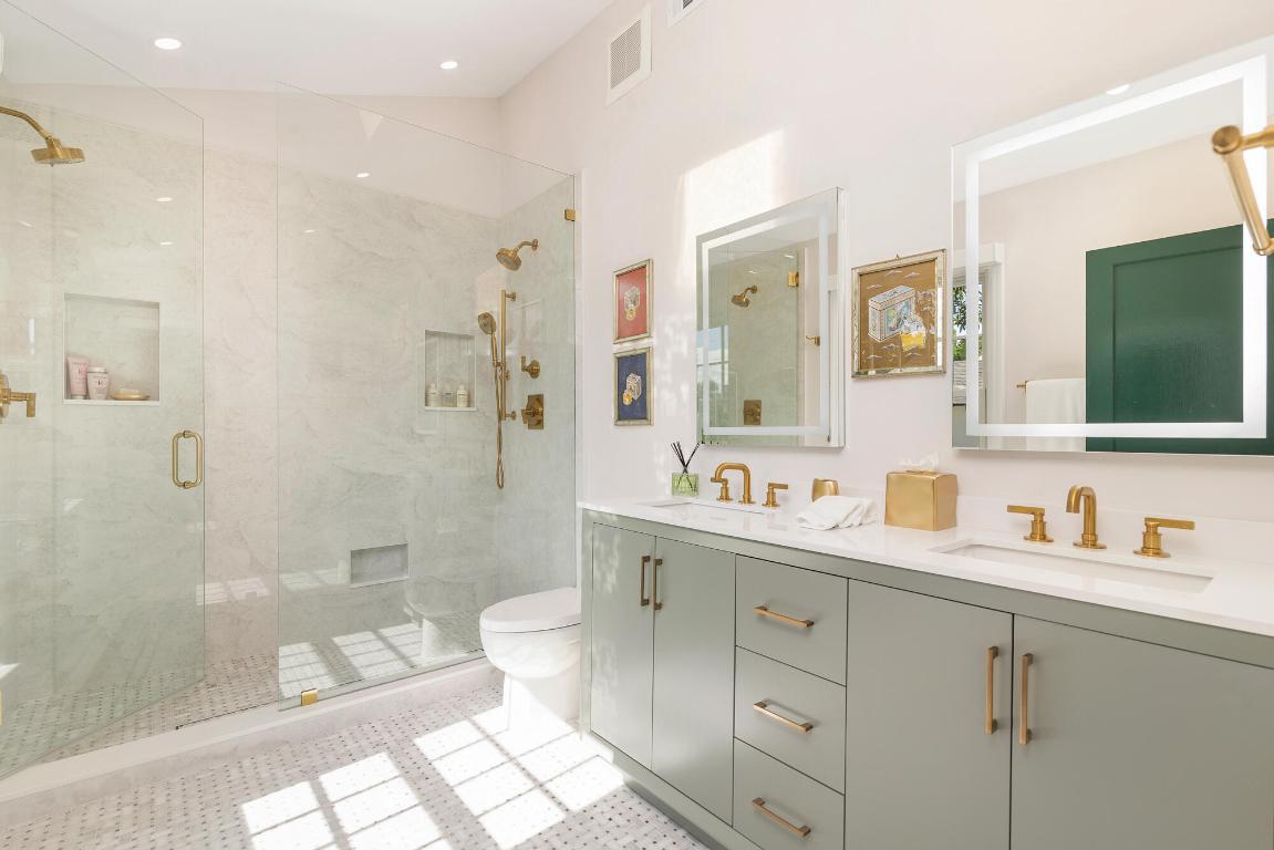 EL CID IN - Residential