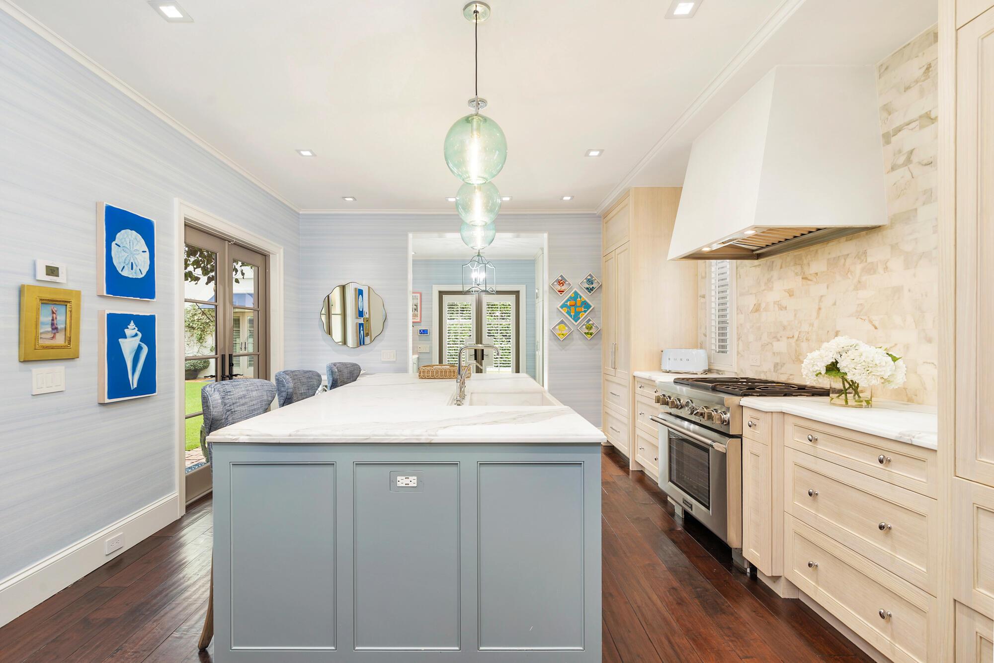 EL CID IN - Residential