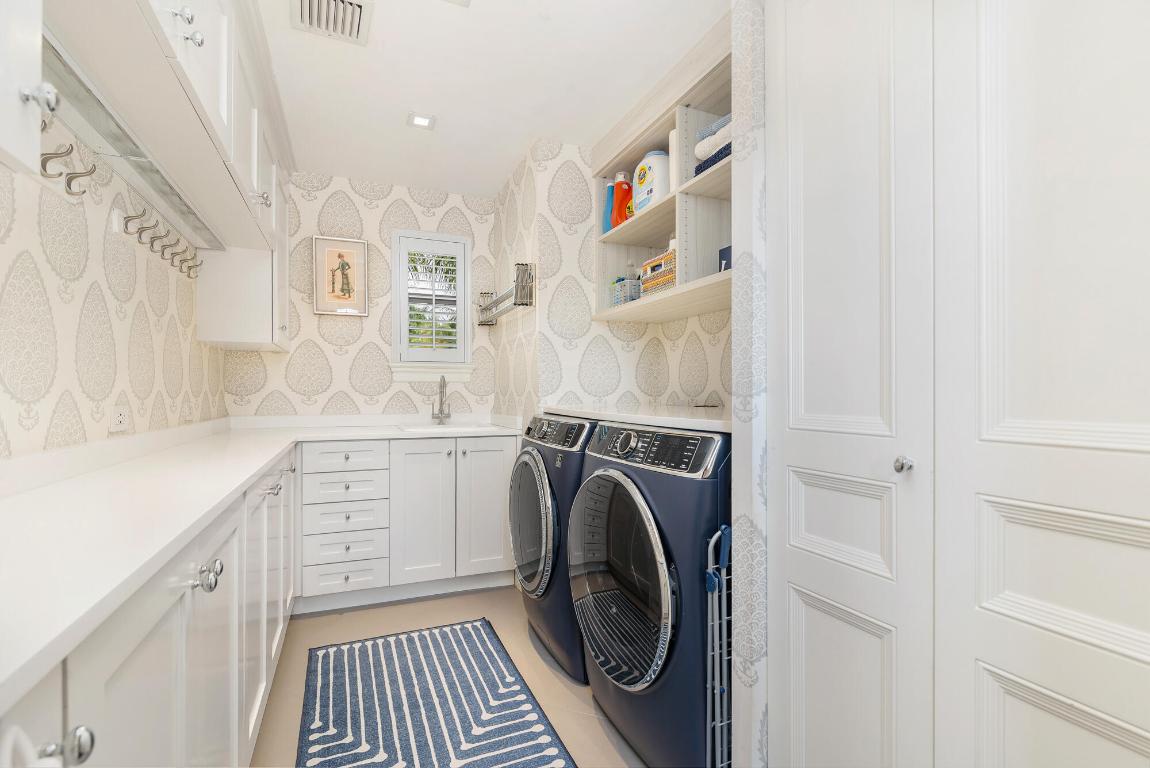 EL CID IN - Residential