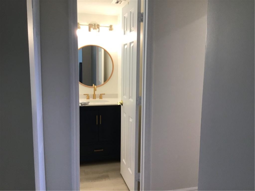 COLONIAL CLUB CONDO SEC 1 - Residential