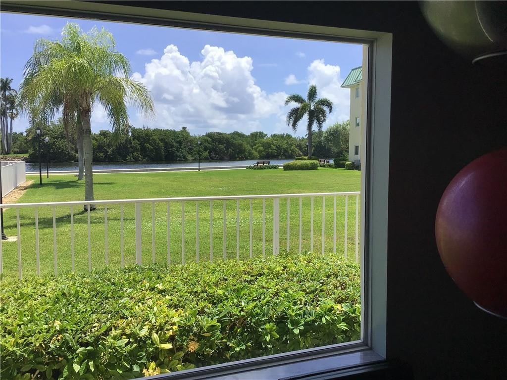 COLONIAL CLUB CONDO SEC 1 - Residential