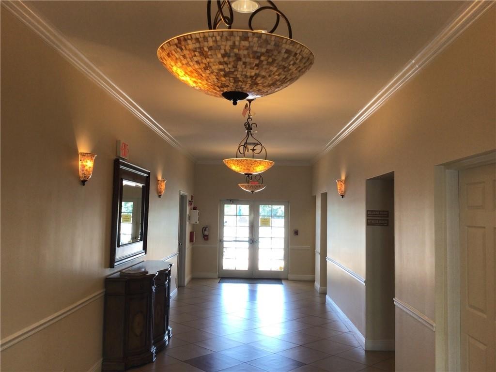 COLONIAL CLUB CONDO SEC 1 - Residential