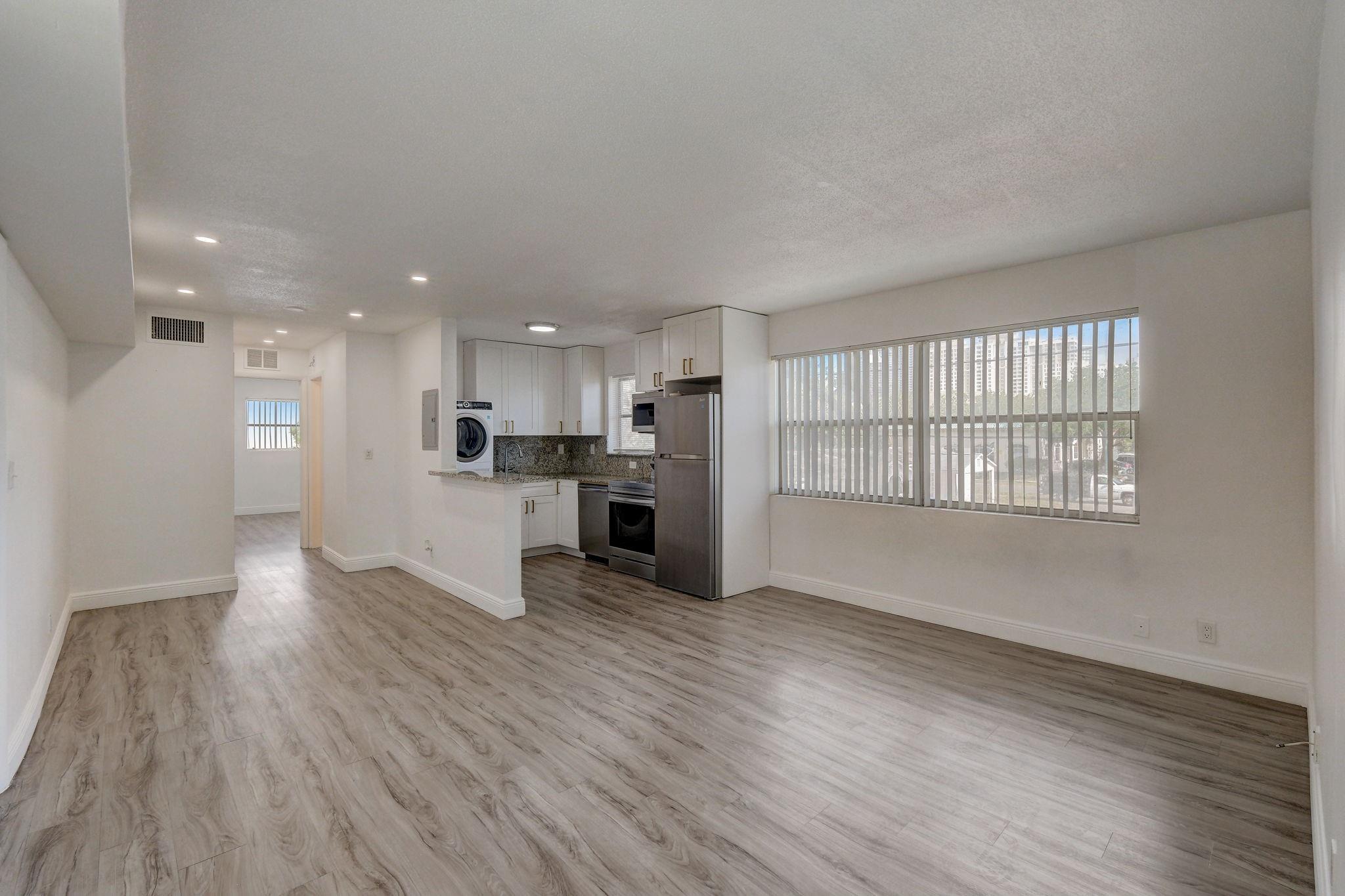 Newly renovated two bedroom two bath located in downtown Fort Lauderdale with washer & dryer in unit! Featuring updated kitchen, granite countertops, walk-in closet, new flooring, stainless steel appliances, remodeled bathroom, new fresh paint throughout and ready for move in! Walking distance to Las Olas and Fort Lauderdale Beach. Located close to shopping, dining and, parks. Pets are welcome, max two pets up to 50lbs or one up to 50lbs, pet fee is per pet. Renters insurance is required. Security Deposit Varies on credit and income score**
