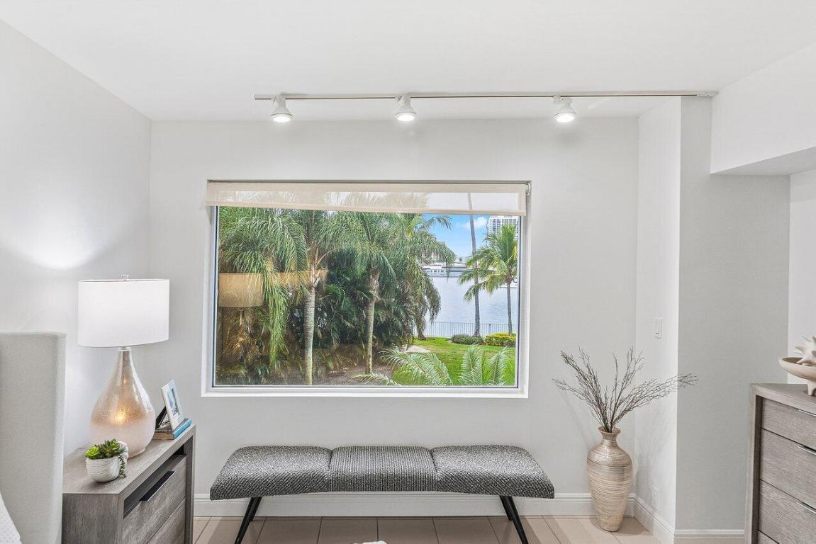 PALM BEACH TOWERS CONDO - Residential