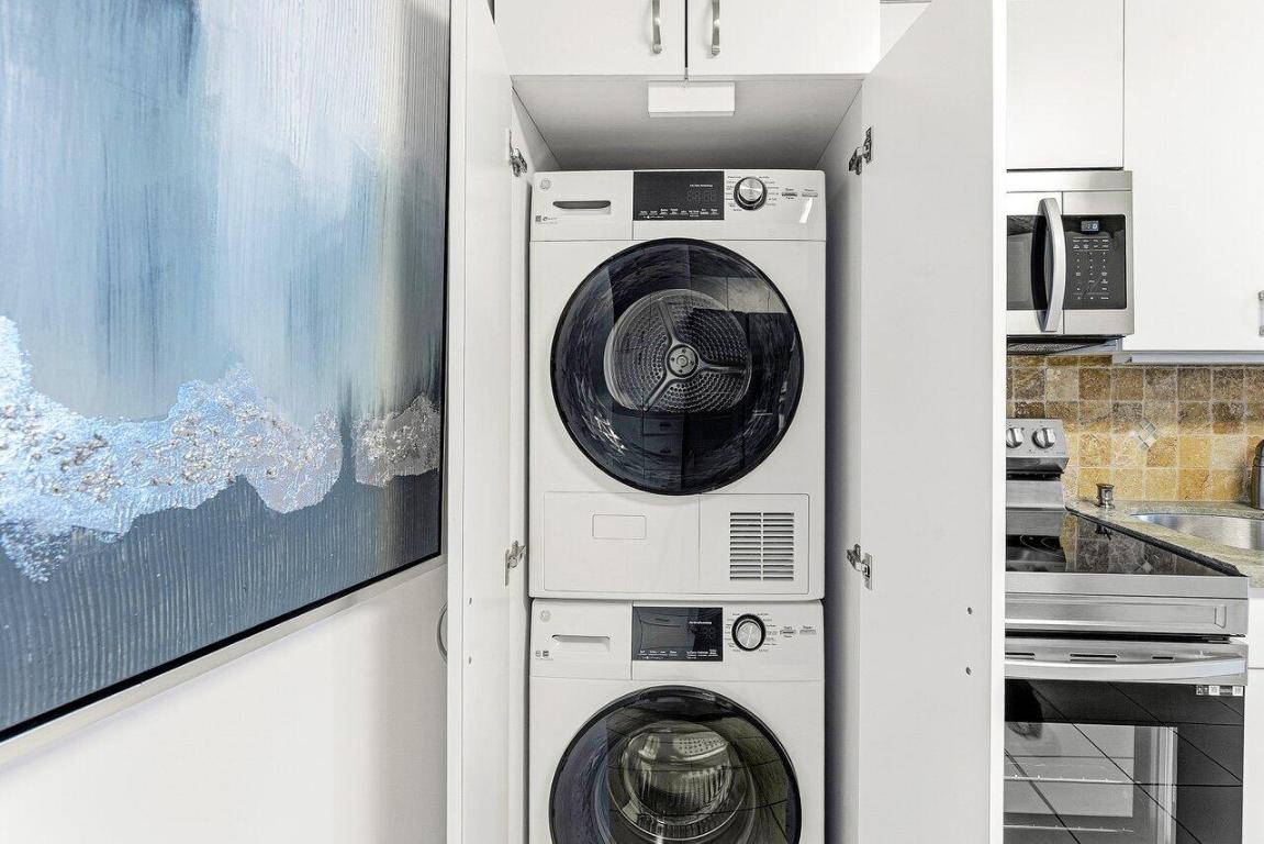 PALM BEACH TOWERS CONDO - Residential