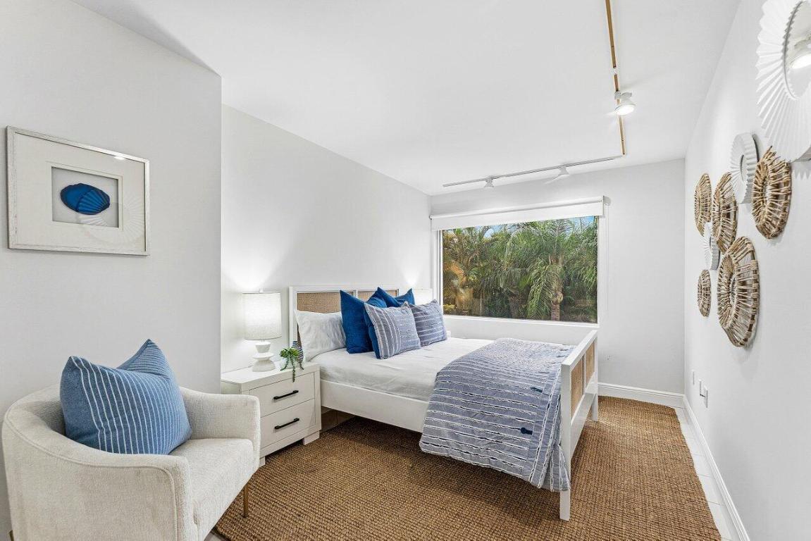 PALM BEACH TOWERS CONDO - Residential