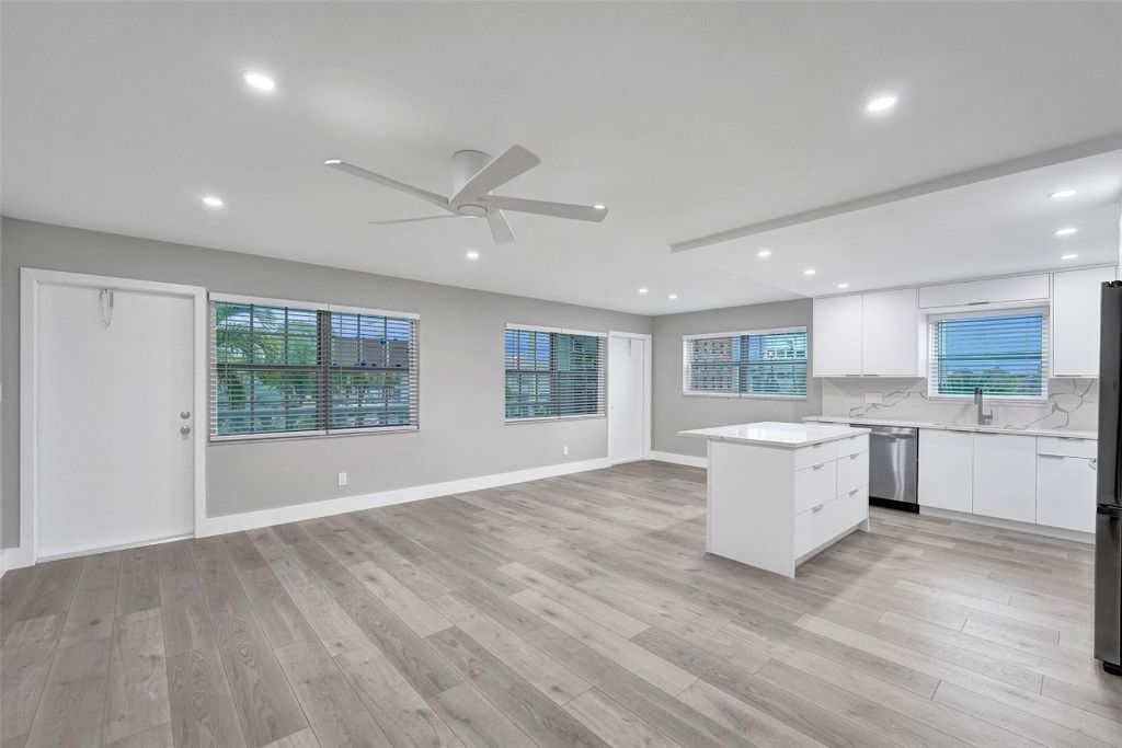 Photo of 5200 NE 24th Terrace #C-201, Fort Lauderdale, FL 33308 (MLS # F10509101)