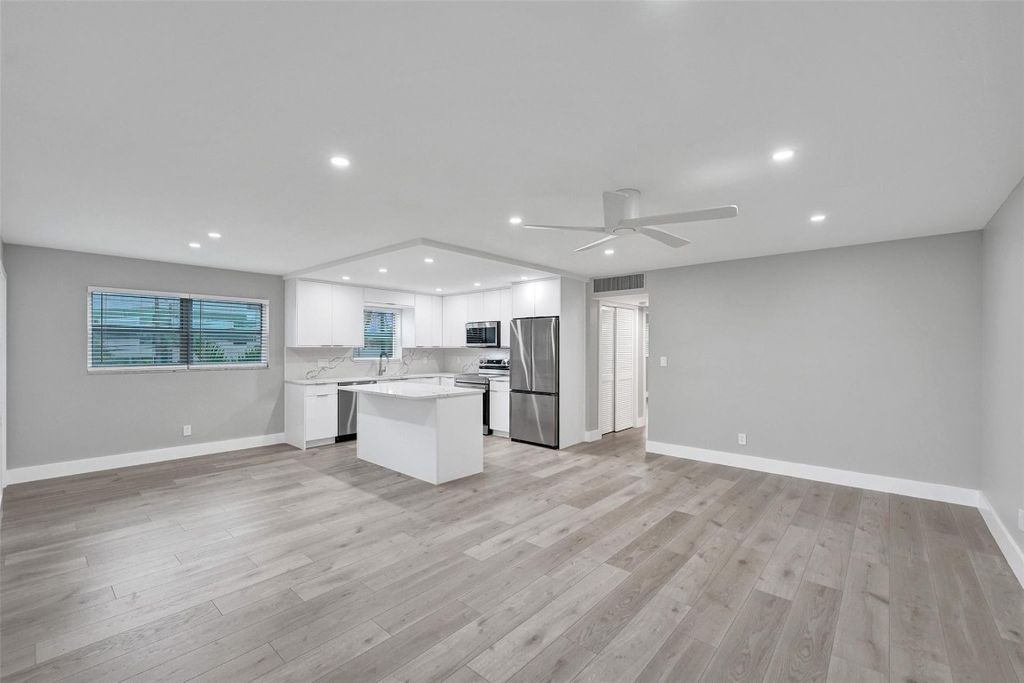 Photo of 5200 NE 24th Terrace #C-201, Fort Lauderdale, FL 33308 (MLS # F10509101)