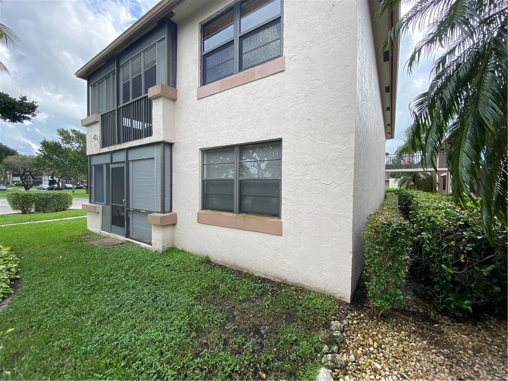 Tamarac Gardens - Residential