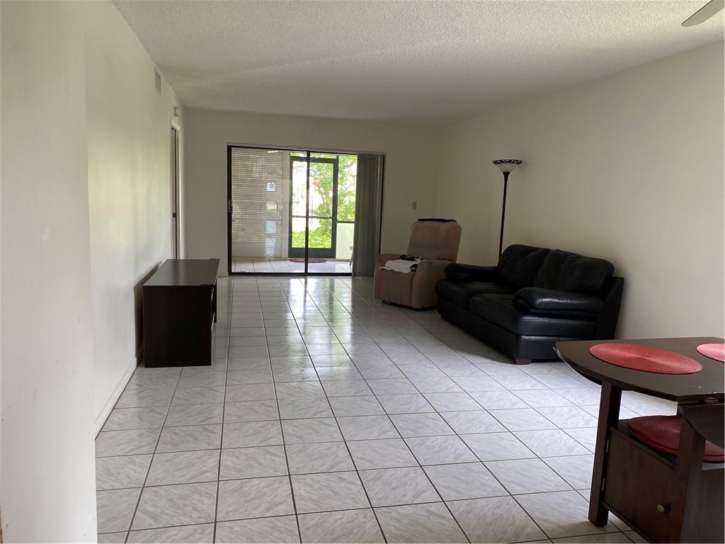 Tamarac Gardens - Residential